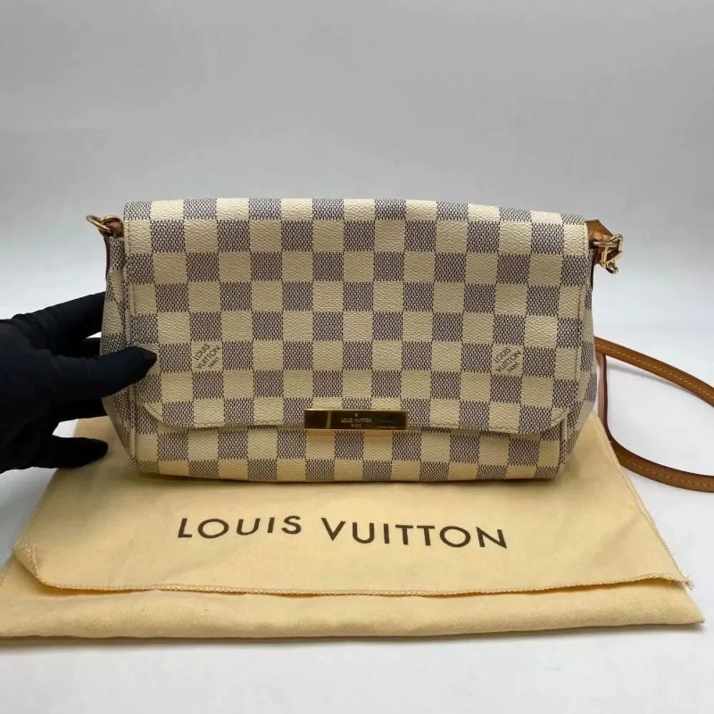 Louis Vuitton Women Pre-Loved Bag Very Good Condition